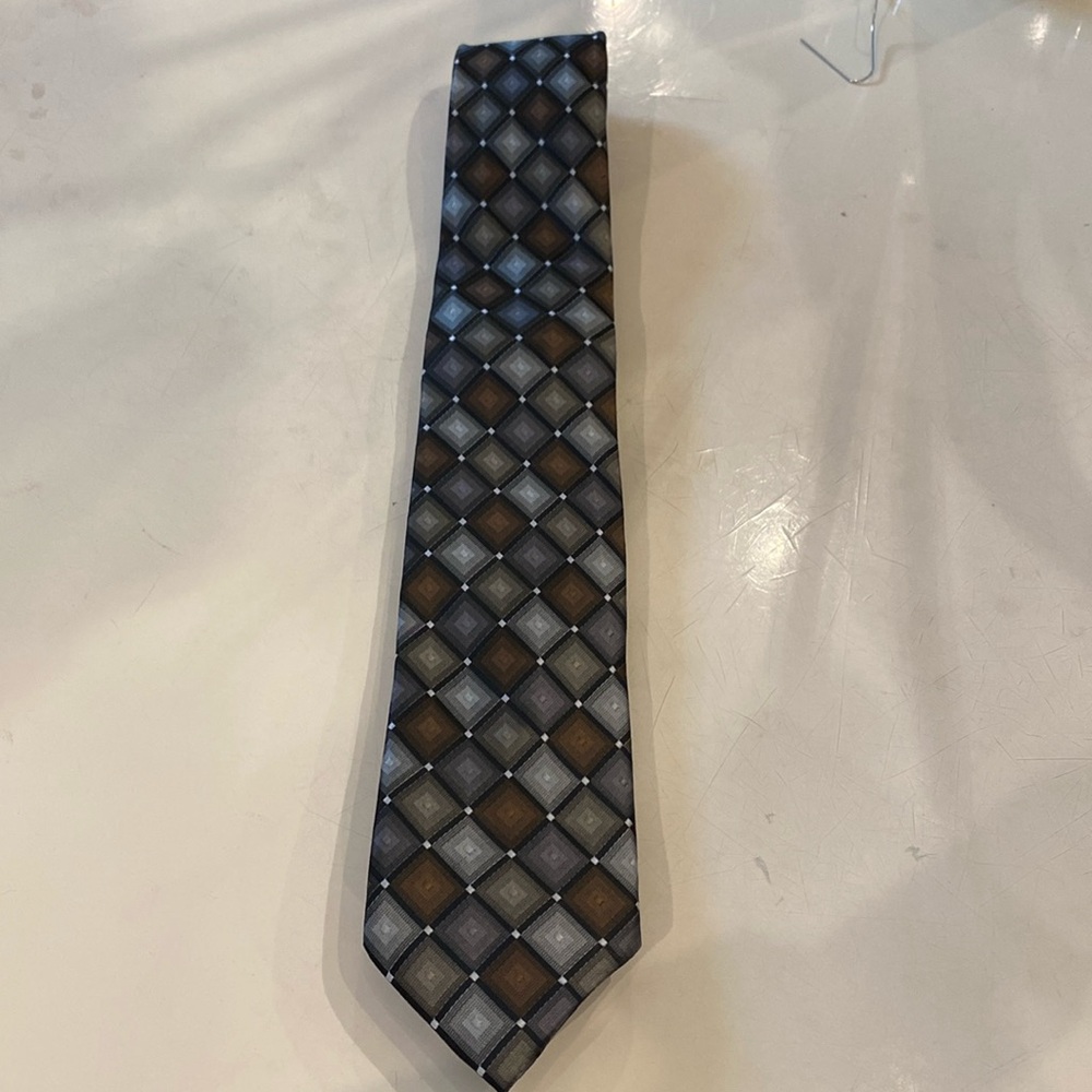Bespoke Men’s Tie. ‎ Brown/Gray/Black/White Design. NWOT